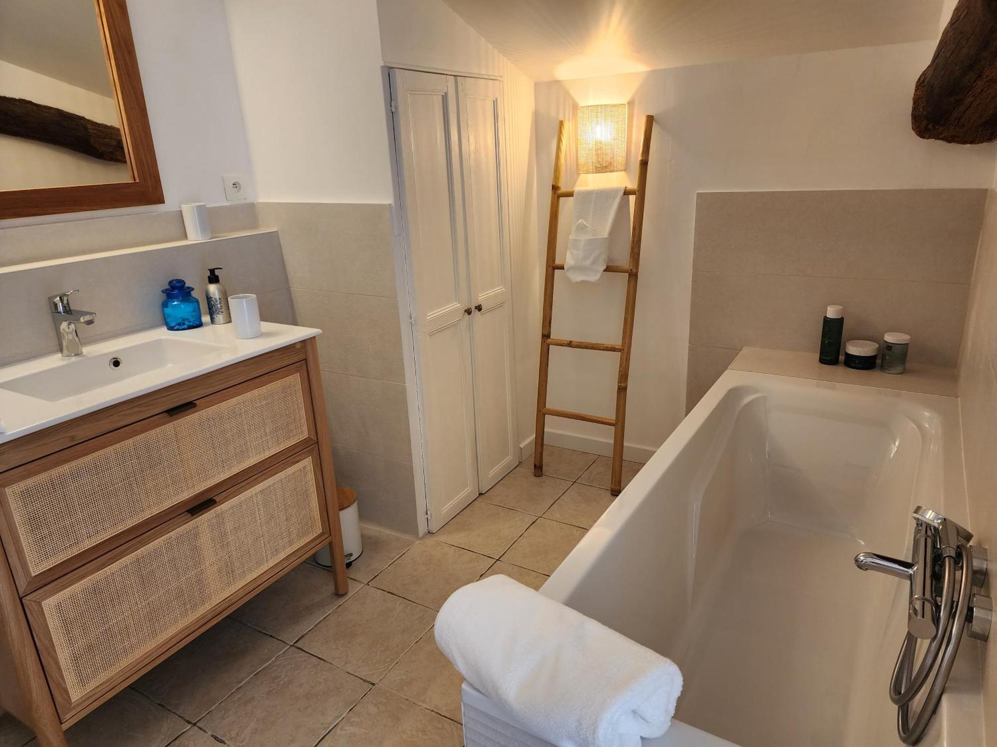 Bed and Breakfast La Belle Histoire Claviers Экстерьер фото
